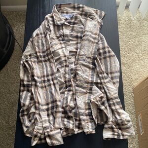 Brand: Old Navy. Size: MD. Color: Beige/plaid